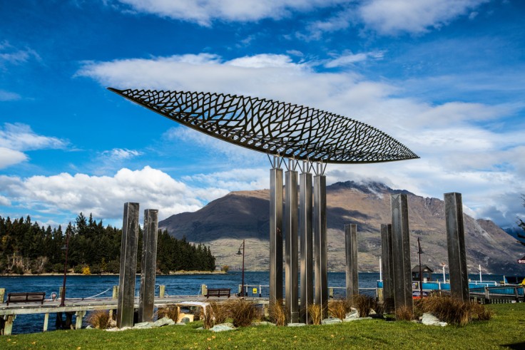 Wakatipu Vessel - Virginia King